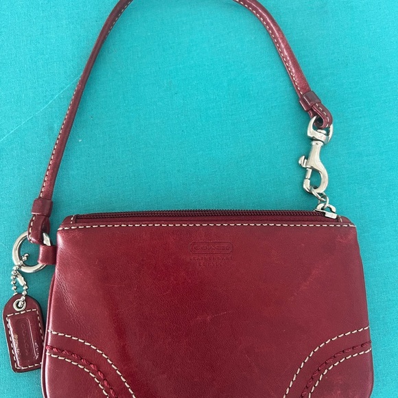 Coach red wristlet zipper change purse with hangtag - Picture 3 of 7